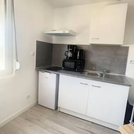 Atypique T1 Duplex - Wifi .parking .proche .gare * 圣康坦