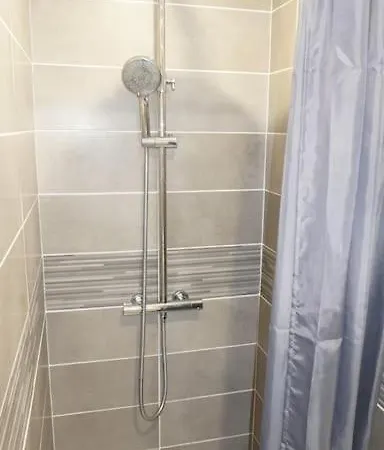 Appartement Atypique T1 Duplex - Wifi .parking .proche .gare Saint-Quentin (Aisne)